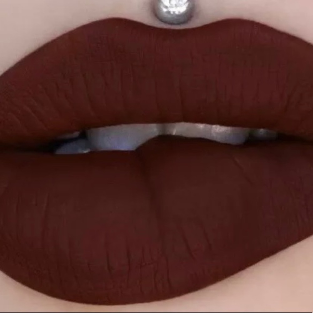 Jeffree Star Unicorn Blood Lipstick Unopened